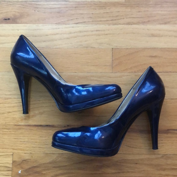 Shoes - Nine West "electric" blue platform pump size 8
